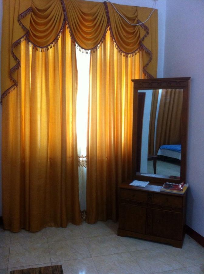 Hotel Blue Whale Jaffna Exterior foto